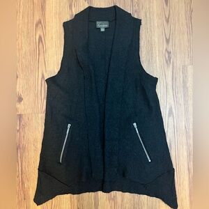 Apropos Black Textured Vest